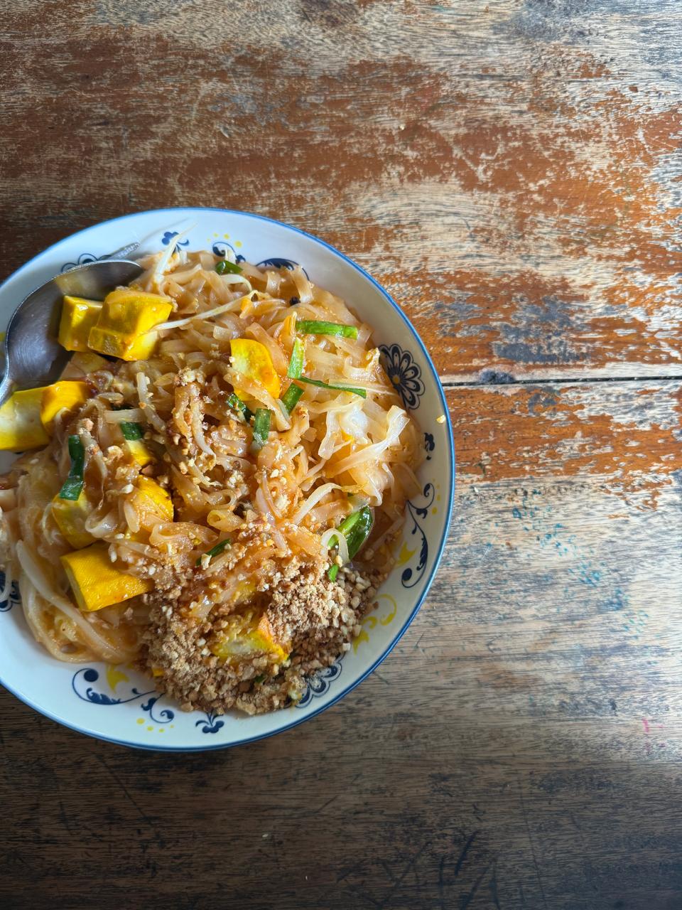 Pad thai, comida típica tailandesa durante el camp
